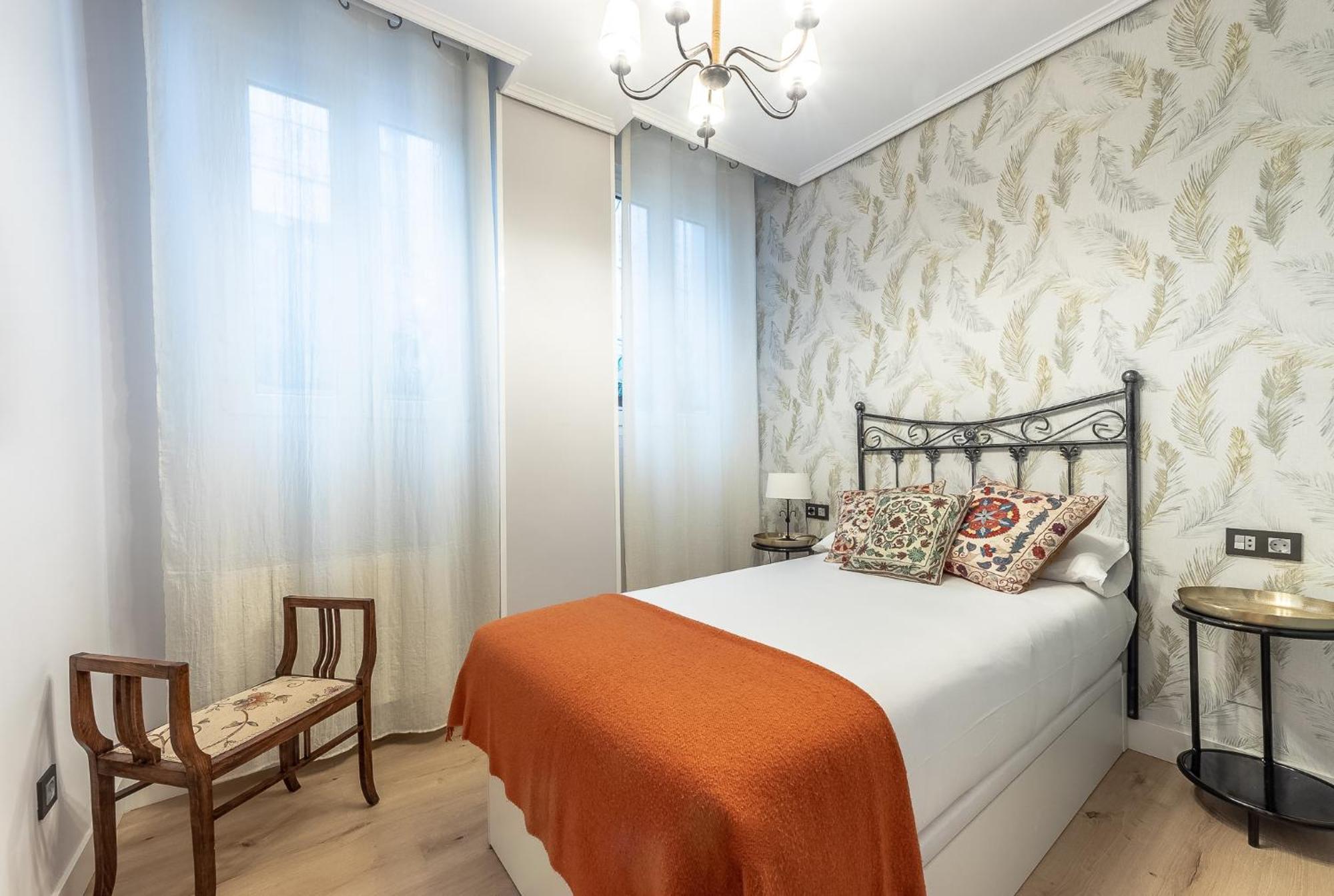 Acogedor Con Estilo Unico Junto Centro Azkuna *
