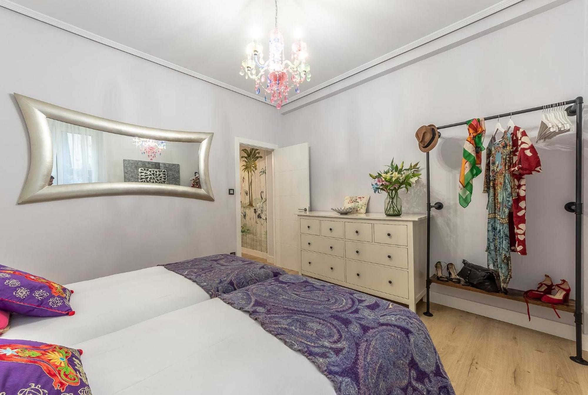 Acogedor Con Estilo Unico Junto Centro Azkuna *